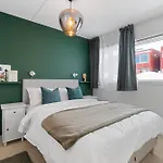 アパート Modern Townhouse Near Fjellheisen And Center トロムソ