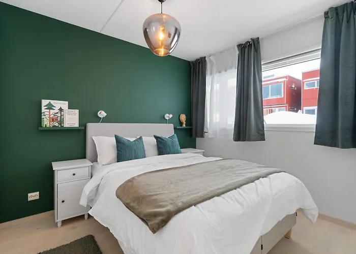 Apartamento Modern Townhouse Near Fjellheisen And Center Tromsø