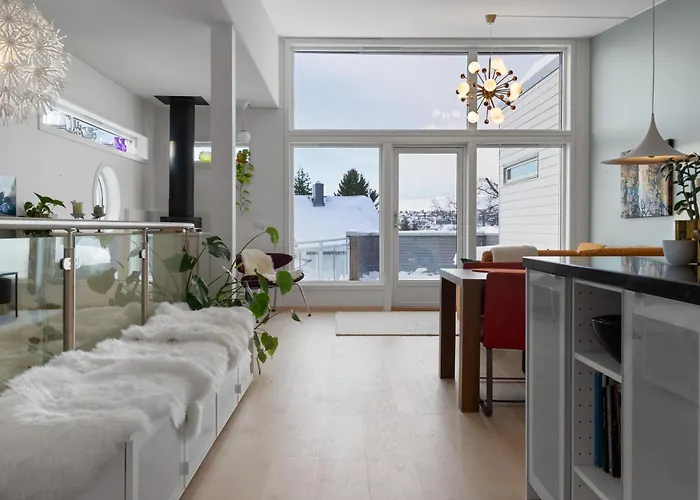 Apartamento Modern Townhouse Near Fjellheisen And Center