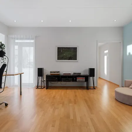 Modern Townhouse Near Fjellheisen And Center *
