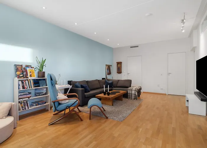 Апартаменты Modern Townhouse Near Fjellheisen And Center Тромсё